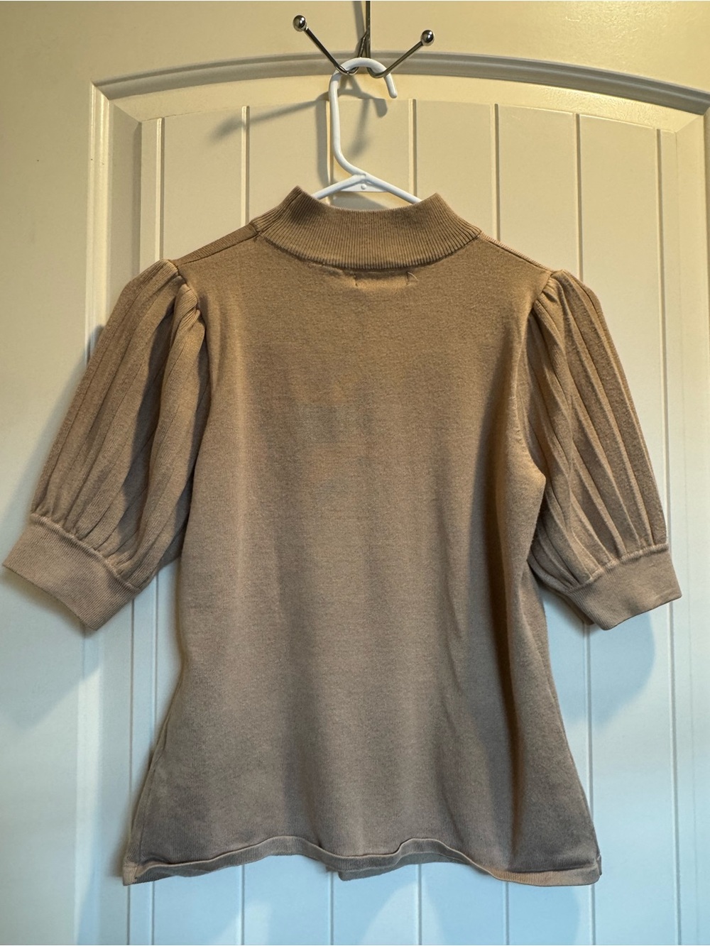 Tahari Beige Puff-Sleeve Mock Neck Sweater